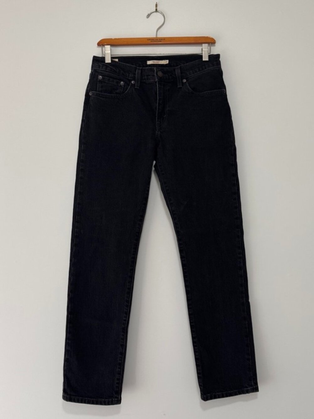 Levi's | Black Middy Straight Jeans - Size 28